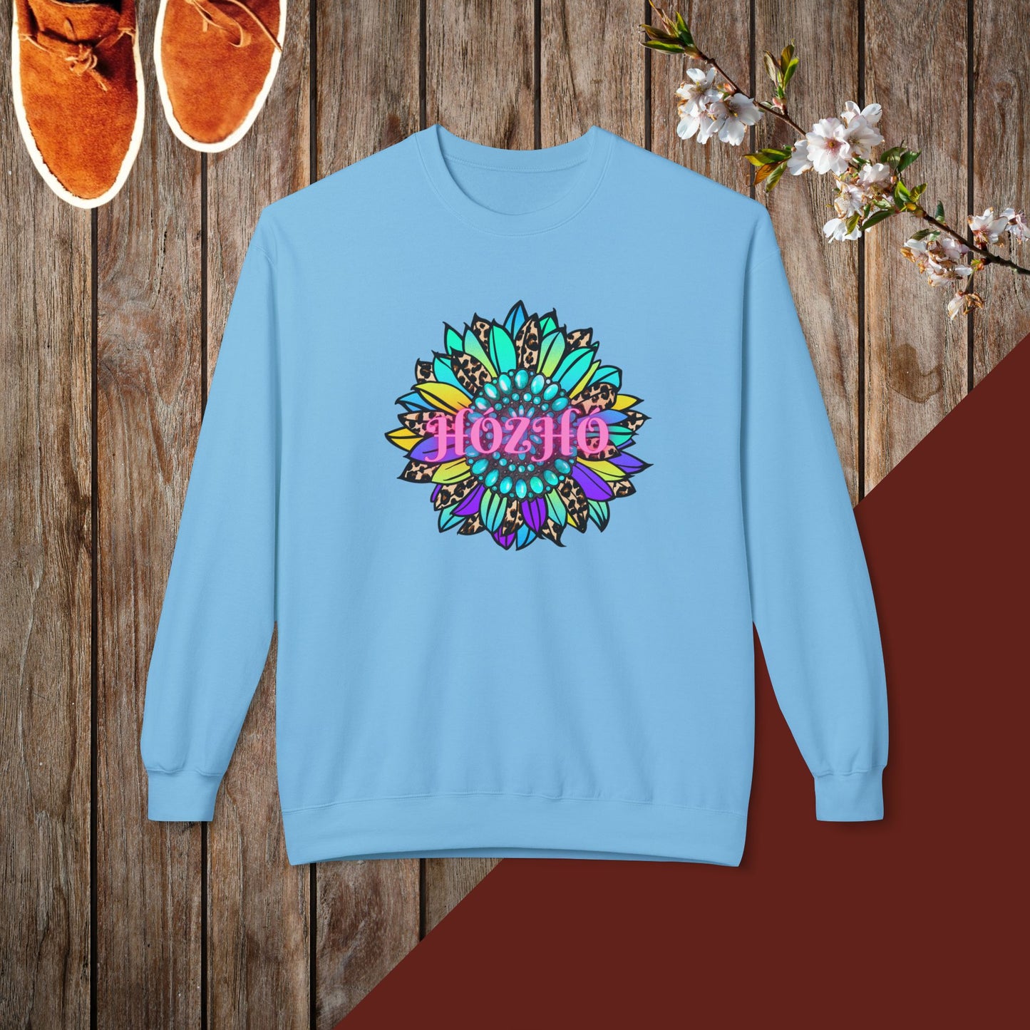 Hózhó Flower and Turquoise Unisex Midweight Softstyle Fleece Crewneck Sweatshirt